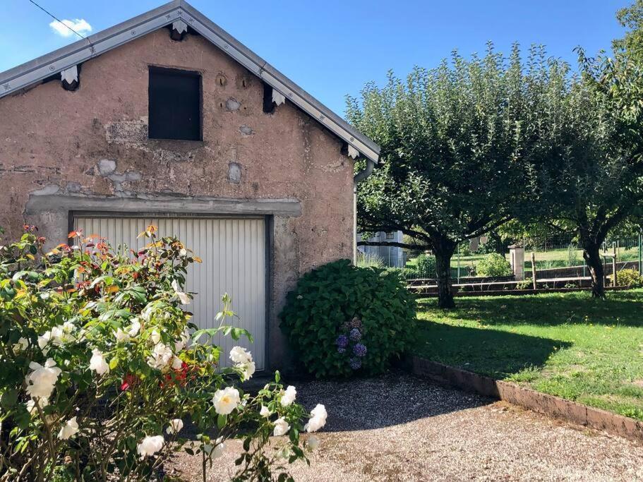 Maison Chaleureuse Au Coeur Du Village Raddon エクステリア 写真