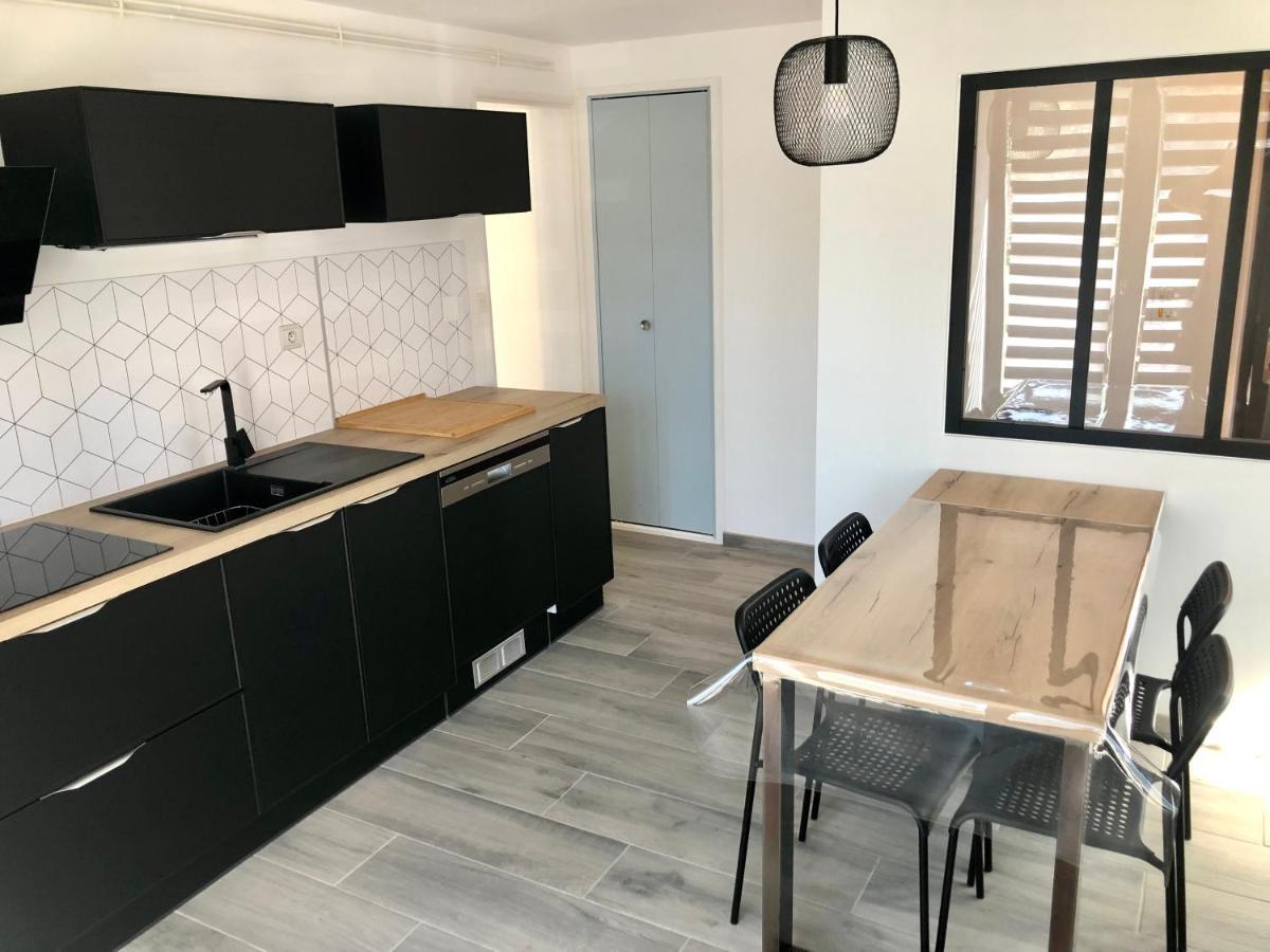 Maison Chaleureuse Au Coeur Du Village Raddon エクステリア 写真