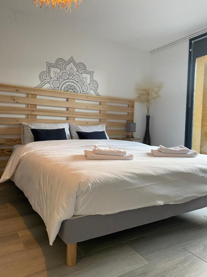 Maison Chaleureuse Au Coeur Du Village Raddon エクステリア 写真